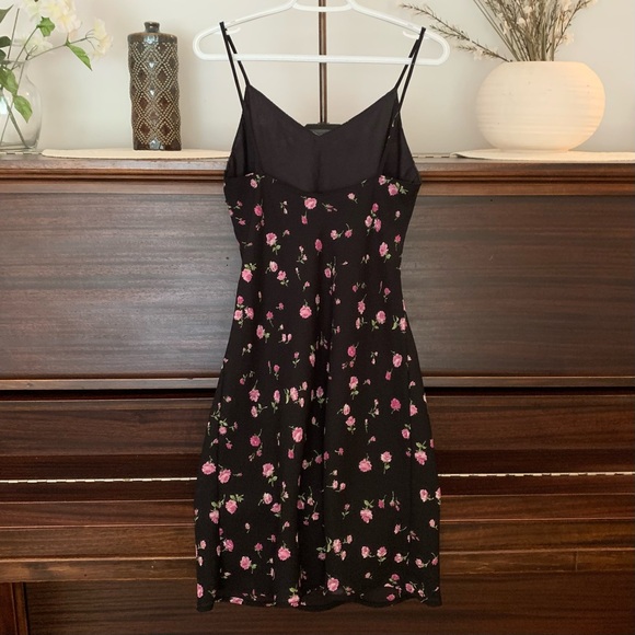 Vintage Fairweather 90's Black Ditzy Floral Print Slip Dress, Size 6 - Picture 5 of 10